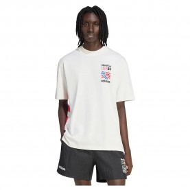 Тениска Adidas FIFA® World Cup 2026 Graphic short sleeve T-shirt - White (Cloud White) тениска,мъжки,тениски,дамски,тениски,adidas,fifa®,world,cup,2026,graphic,short,sleeve,t,shirt,white,(cloud,white)