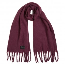 Дънки Karl lagerfeld jeans A4W33101 Chunky Furry scarf - Purple (Zinfandel) дънки,ръкавици,шапки,и,шалове,karl,lagerfeld,jeans,a4w33101,chunky,furry,scarf,purple,(zinfandel)