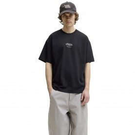 Тениска Jack & jones Ebarron Studio short sleeve T-shirt - Black (Black / 2) тениска,мъжки,тениски,дамски,тениски,jack,&,jones,ebarron,studio,short,sleeve,t,shirt,black,(black,2)