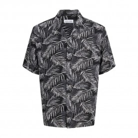 Риза с къс ръкав Jack & jones Jeff Resort Aop short sleeve shirt - Black (Black) риза,с,къс,ръкав,дамски,ризи,мъжки,ризи,jack,&,jones,jeff,resort,aop,short,sleeve,shirt,black,(black)