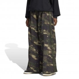 Анцуг Adidas Originals Camouflage Adilenium Track sweat pants - Green (Night Cargo / Aurora Coffee / Olive Strata / Orbit Green) анцуг,мъжки,панталони,дамски,панталони,adidas,originals,camouflage,adilenium,track,sweat,pants,green,(night,cargo,aurora,coffee,olive,strata,orbit,green)