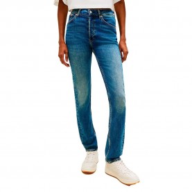 Дънки Tommy hilfiger DW0DW22406 BJ2233 Slim Fit jeans - Blue (Denim Medium) дънки,мъжки,панталони,дамски,панталони,tommy,hilfiger,dw0dw22406,bj2233,slim,fit,jeans,blue,(denim,medium)