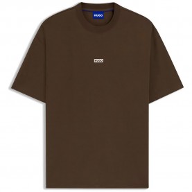 Тениска HUGO Nalono 10250555 BLUE short sleeve T-shirt - Brown (Dark Brown) тениска,мъжки,тениски,дамски,тениски,hugo,nalono,10250555,blue,short,sleeve,t,shirt,brown,(dark,brown)