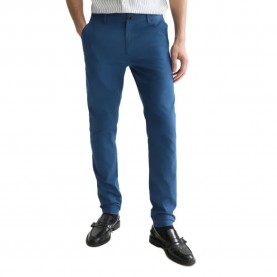 Панталони тип чино Scotch & soda Mott chino pants - Blue (Ensign Blue) панталони,тип,чино,мъжки,панталони,дамски,панталони,scotch,&,soda,mott,chino,pants,blue,(ensign,blue)
