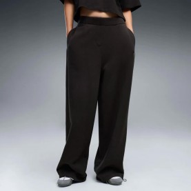 Анцуг Puma Ess Slouchy Pintuck sweat pants - Black (Puma Black) анцуг,мъжки,панталони,дамски,панталони,puma,ess,slouchy,pintuck,sweat,pants,black,(puma,black)