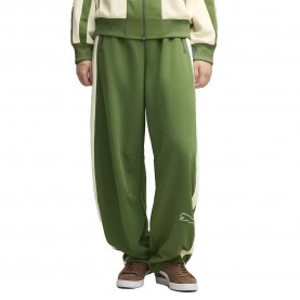 Анцуг Puma T7 Relaxed Barrel Love Of The Cat tracksuit pants - Green (Earthy Green) анцуг,дамски,анцузи,puma,t7,relaxed,barrel,love,of,the,cat,tracksuit,pants,green,(earthy,green)