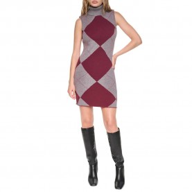 Рокля DKNY Fuzzy Argyle sleeveless short dress - Grey (Claret / Heather Grey Red) рокля,дамски,поли,и,рокли,dkny,fuzzy,argyle,sleeveless,short,dress,grey,(claret,heather,grey,red)
