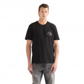 Тениска Wrangler Small Graphic short sleeve T-shirt - Black (Black Beauty) тениска,мъжки,тениски,дамски,тениски,wrangler,small,graphic,short,sleeve,t,shirt,black,(black,beauty)