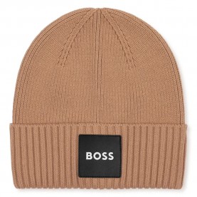 Юношеска шапка BOSS J53583 junior beanie - Brown (Cookie) юношеска,шапка,всички,шапки,boss,j53583,junior,beanie,brown,(cookie)