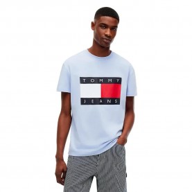 Тениска Tommy jeans DM0DM22645 short sleeve T-shirt - Blue (Moonlight Iris) тениска,мъжки,тениски,дамски,тениски,tommy,jeans,dm0dm22645,short,sleeve,t,shirt,blue,(moonlight,iris)