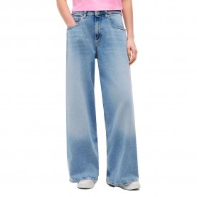 Дънки Tommy jeans DW0DW20615 jeans - Blue (Denim Light) дънки,мъжки,панталони,дамски,панталони,tommy,jeans,dw0dw20615,jeans,blue,(denim,light)