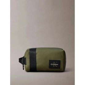 Несесер Calvin klein LV04D1293G wash bag - Green (Olive Night) несесер,тоалетни,принадлежности,calvin,klein,lv04d1293g,wash,bag,green,(olive,night)