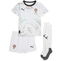 футболни,фланелки,национални,отбори,португалия,футболни,фланелки,детски,футболни,фланелки,детски,облекла,puma,portugal,away,minikit,2025,infants,white,blac