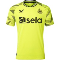 футболни,фланелки,английската,висша,лига,newcastle,united,дамски,топове,дамски,облекла,размер,всичко,за,футбола,на,разпродажба,castore,castore,nufchgkssshr