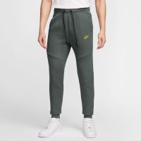 nike,tech,fleece,joggers,mens,camo,volt