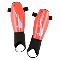 футболни,кори,разпродажба,nike,футболни,аксесоари,футболни,кори,nike,charge,shin,guards,juniors,red,black