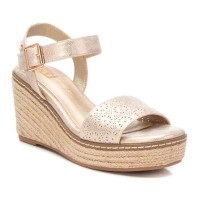 сандали,на,платформа,дамски,сандали,и,чехли,xti,14411601,wedge,sandals,golden,(gold)