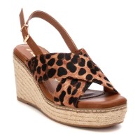 сандали,на,платформа,дамски,сандали,и,чехли,xti,14459101,wedge,sandals,brown,(camel)