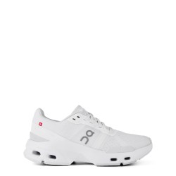 дамски,обувки,бягане,маратонки,за,бягане,лека,атлетика,on,womens,cloudpulse,shoes,white,frost