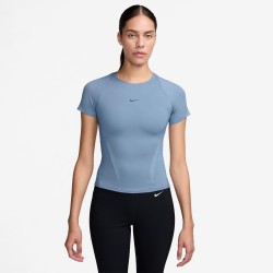 Дамска тениска Nike Womens Universa Short-Sleeve Dri-FIT Slim-Fit T-Shirt - Work Blue дамска,тениска,дамски,топове,nike,women,s,universa,short,sleeve,dri,fit,slim,fit,t,shirt,work,blue