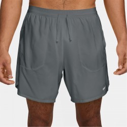 Nike Stride 7In Short - Smoke Grey/Silv чорапи,за,бягане,всички,чорапи,разпродажба,nike,мъжки,къси,панталони,мъжки,долнища,размер+,лека,атлетика,облекла,за,бягане,къси,панталони,за,бягане,чорапи,