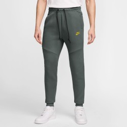 nike,tech,fleece,joggers,mens,camo,volt