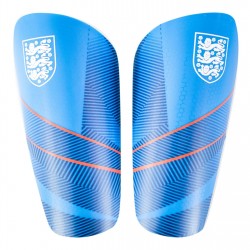 Футболни кори Team Fuse Tottenham Hotspur Shin Pads - England футболни,кори,национални,отбори,аржентина,футболни,фланелки,колумбия,футболни,фланелки,финдландия,футболни,фланелки,холандия,футболни,фланелки,норвегия,фут