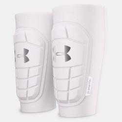 Футболни кори Under Armour UA CHALLENGER PRO SLEEVED SHIN GUARD - White футболни,кори,футболни,кори,футбол,under,armour,ua,challenger,pro,sleeved,shin,guard,white