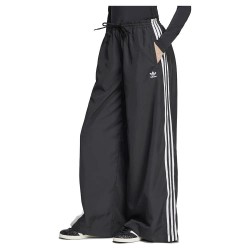 анцуг,дамски,анцузи,adidas,originals,adilenium,season,3,oversized,tracksuit,pants,black