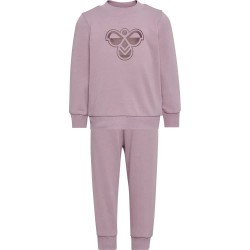 Анцуг Hummel Mini Bee tracksuit - Purple (Sea Fog) анцуг,детски,анцузи,hummel,mini,bee,tracksuit,purple,(sea,fog)