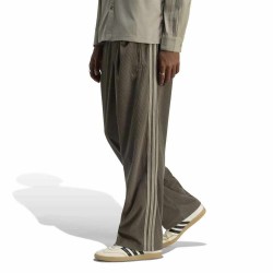 Анцуг Adidas Originals Firebird Corduroy Track sweat pants - Green (Branch) анцуг,мъжки,панталони,дамски,панталони,adidas,originals,firebird,corduroy,track,sweat,pants,green,(branch)