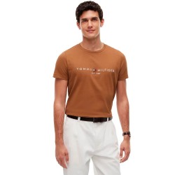 Тениска Tommy hilfiger MW0MW11797 short sleeve T-shirt - Brown (Timeless Tawny / Navy Blue) тениска,мъжки,тениски,дамски,тениски,tommy,hilfiger,mw0mw11797,short,sleeve,t,shirt,brown,(timeless,tawny,navy,blue)