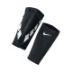 разпродажба,nike,футболни,аксесоари,футболни,кори,nike,guard,lock,elite,sleeve,black,white