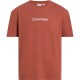 тениска,мъжки,тениски,calvin,klein,hero,logo,comfort,short,sleeve,t,shirt,red,(barn,red)